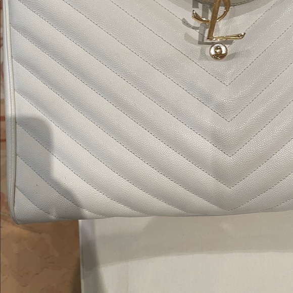 Yve saint Laurent white tote caviar - Picture 12 of 16